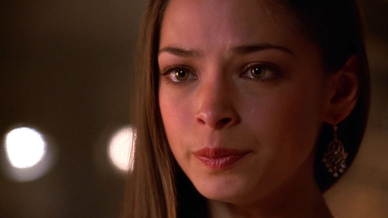 >Kristin Kreuk