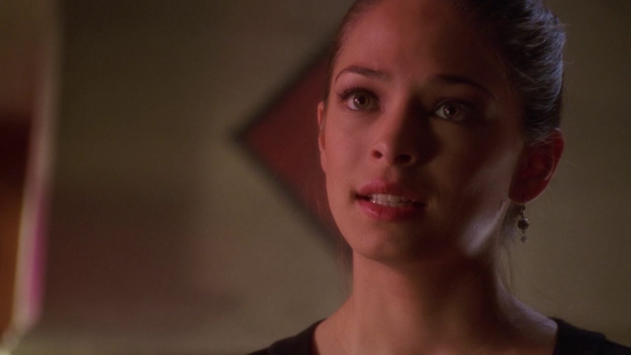 >Kristin Kreuk