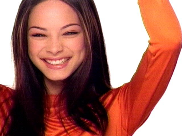 >Kristin Kreuk