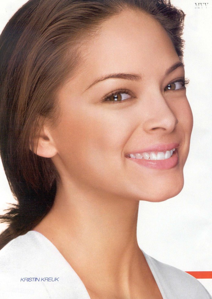 >Kristin Kreuk