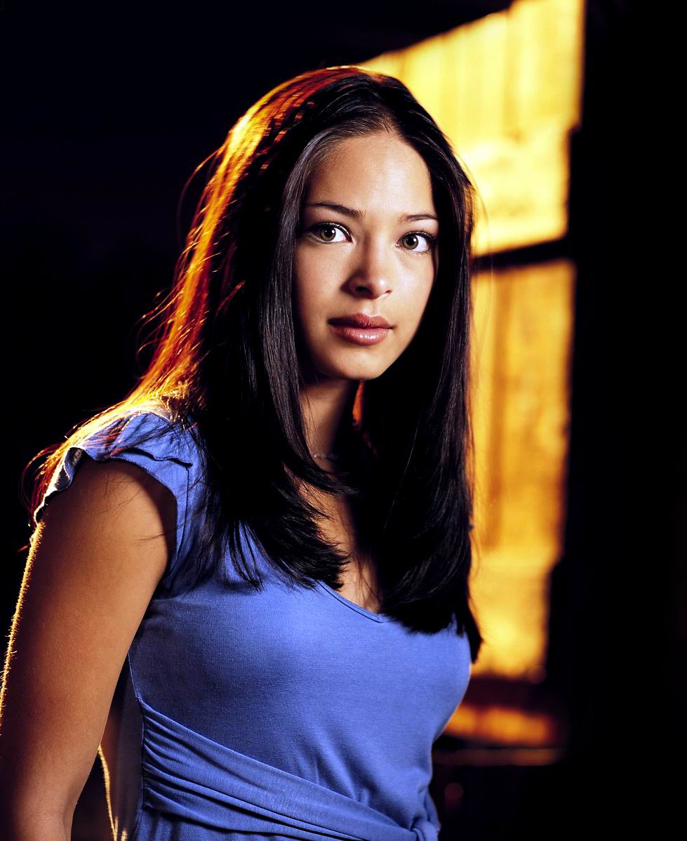 >Kristin Kreuk