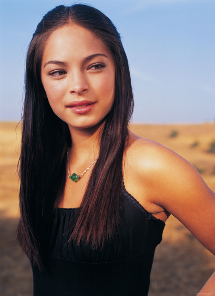 >Kristin Kreuk