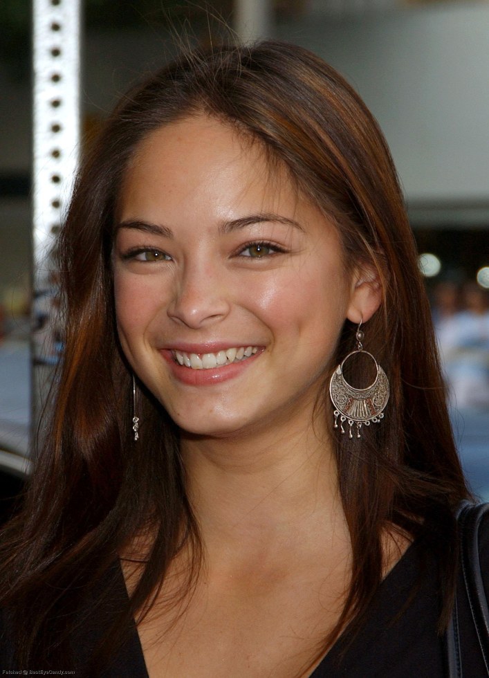 >Kristin Kreuk