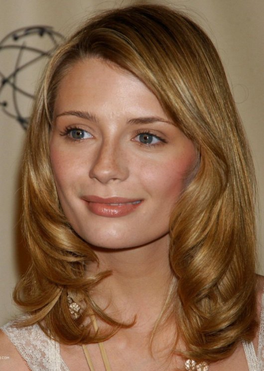 >Mischa Barton
