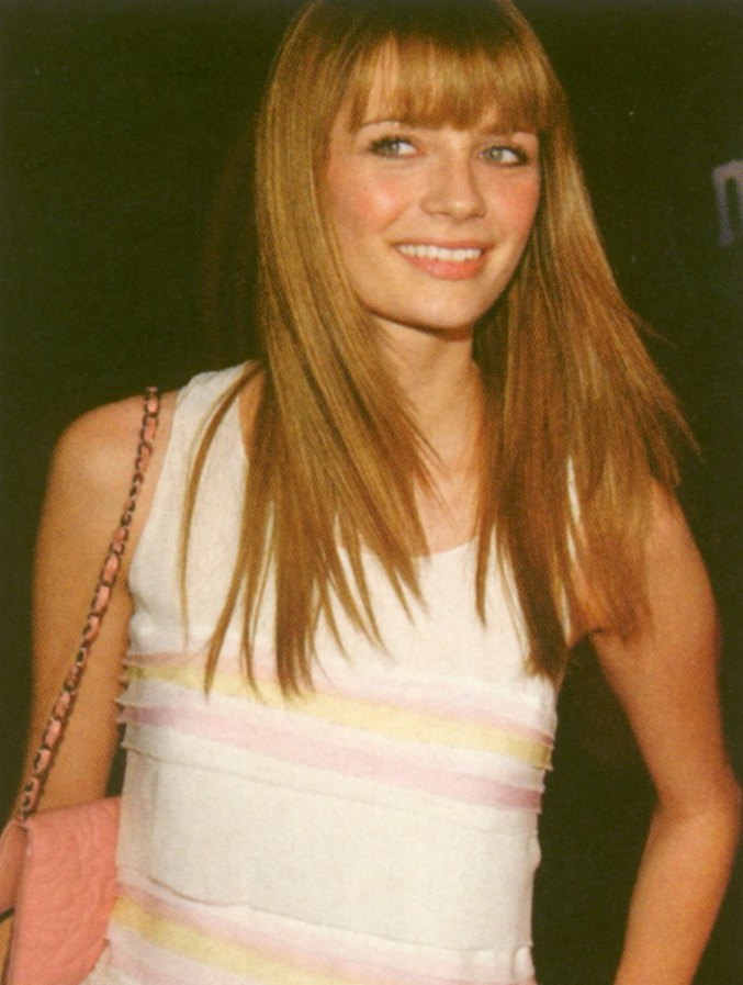 >Mischa Barton