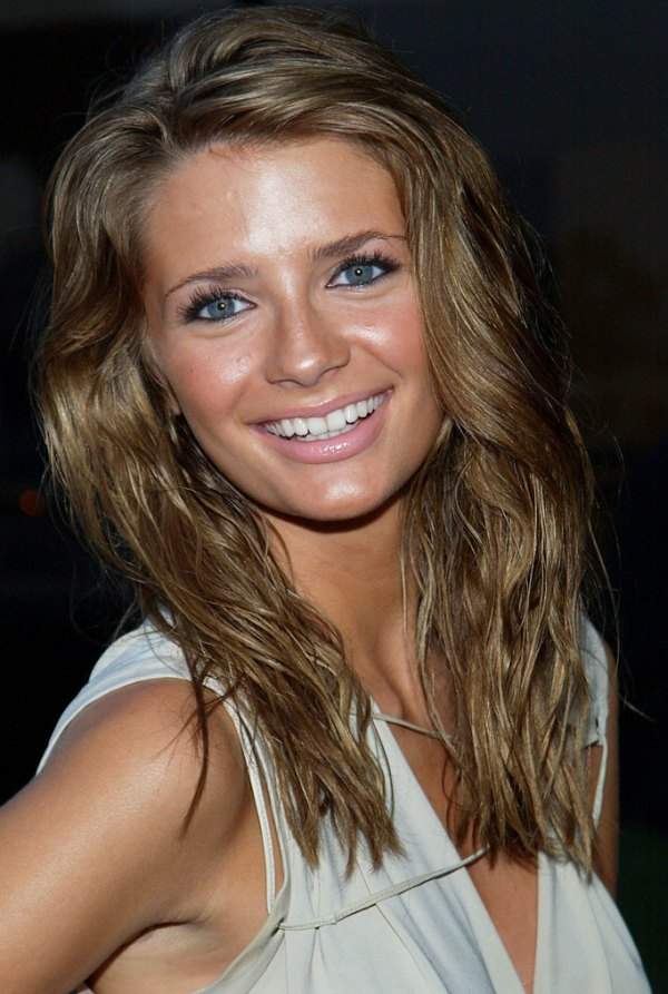 >Mischa Barton