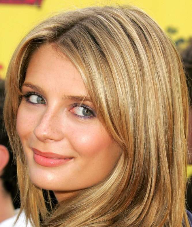 >Mischa Barton