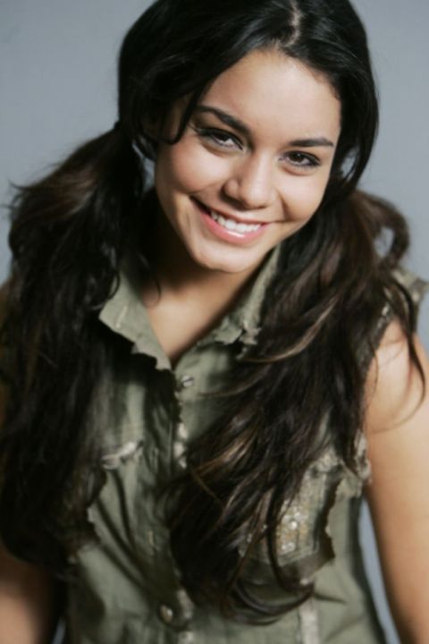 >Vanessa Anne Hudgens