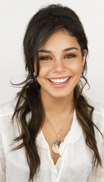 >Vanessa Anne Hudgens