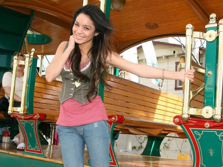 >Vanessa Anne Hudgens