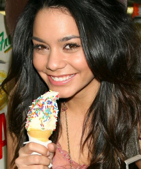 >Vanessa Anne Hudgens