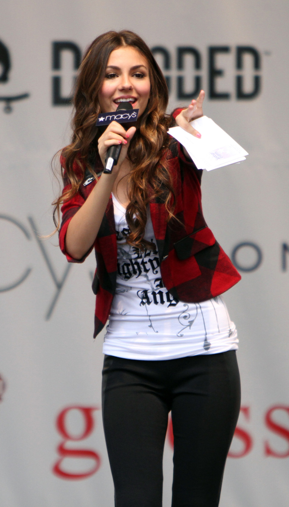 >Victoria Justice